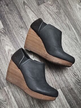 Dr Scholl's Black Wedge Ankle Booties